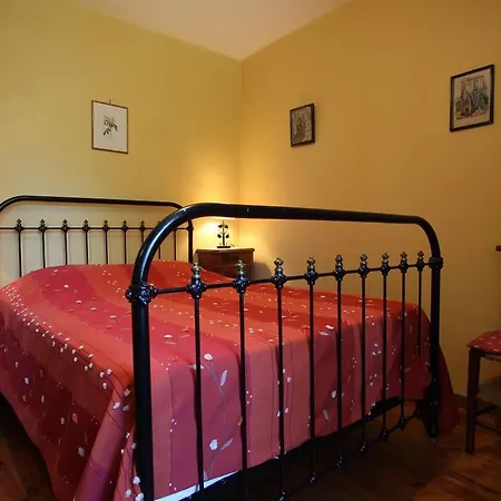 カントリーハウス Maison De Charme Avec Grand Parc Pour Des En Famille Au Coeur De L'auvergne - Fr-1-582-278 *