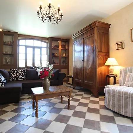 Maison De Charme Avec Grand Parc Pour Des En Famille Au Coeur De L'auvergne - Fr-1-582-278 *